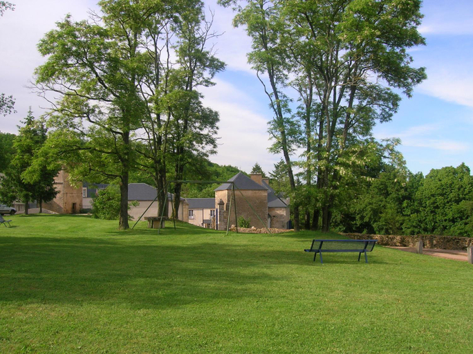 Others 5, Le Domaine de Rochefort, Yonne