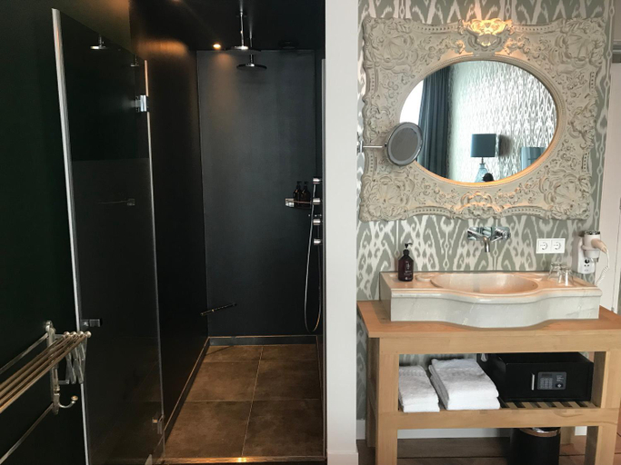 Bathroom 5, Boutique hotel ' t Gerecht, Heerenveen