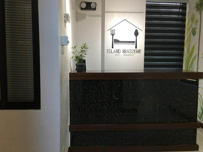 Others 2, Island Brasserie Hostel, Coron