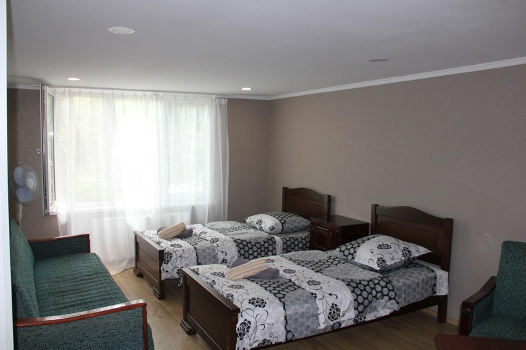 Bedroom 2, Tbilisi guesthouse Nini, Tbilisi
