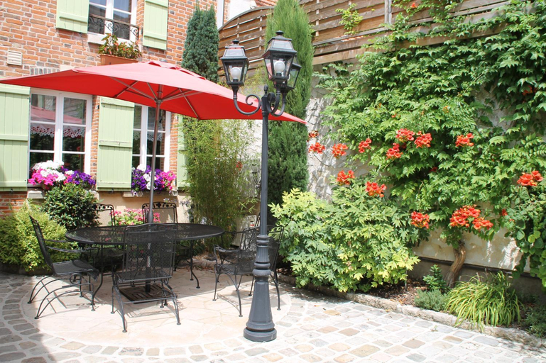 Others 2, chambres d'hotes : La cour d'Etrepy, Marne