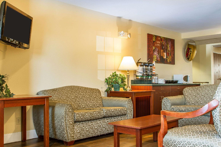 Public Area 2, Econo Lodge Inn & Suites Santa Rosa South, Sonoma