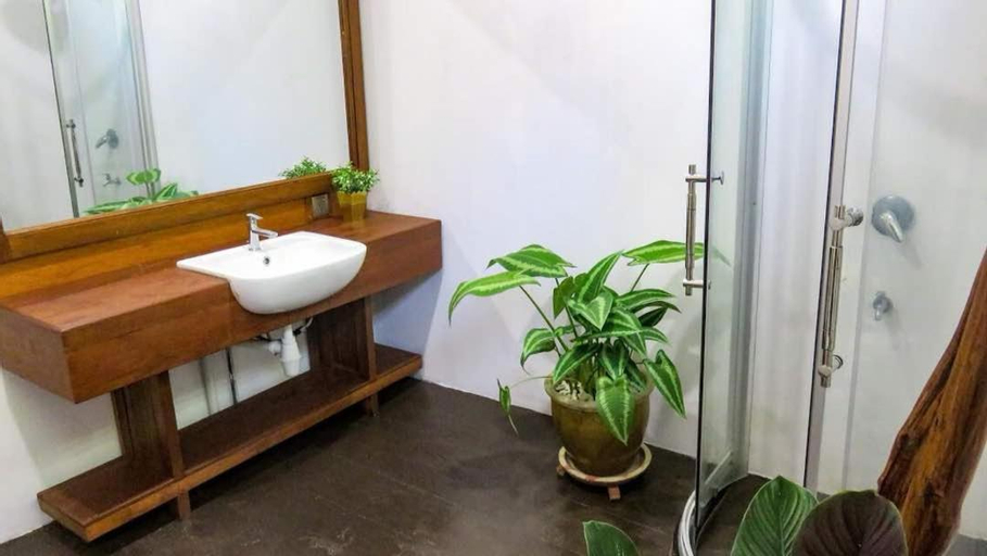 Bathroom 5