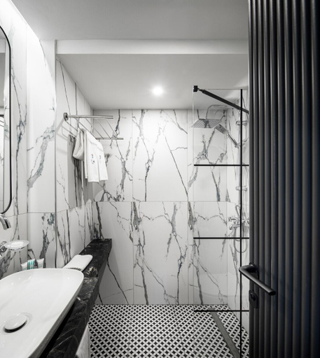 Bathroom 5, Hotel Rila Sofia, Stolichna