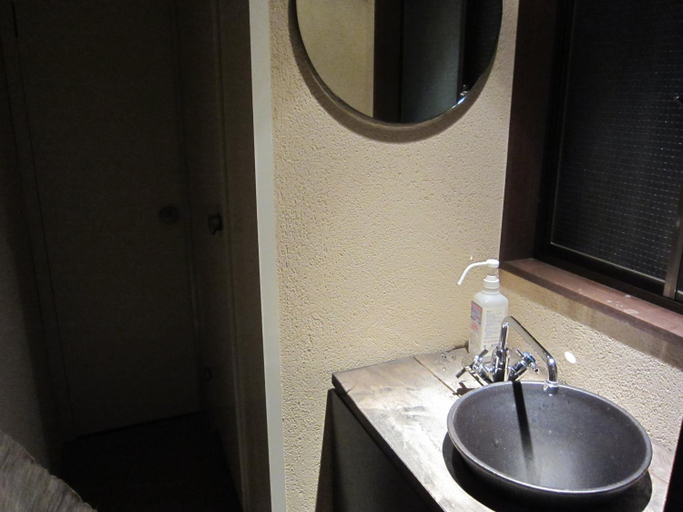 Bathroom 4, Yadoya Nishijinso Hotel, Kyoto