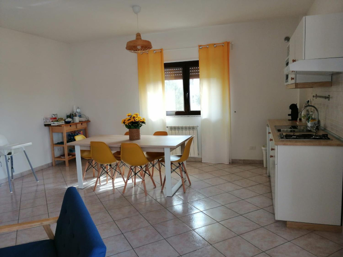 Others 2, B&B Ginevra, Catanzaro