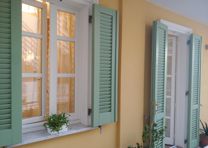 Exterior & Views 1, TINY ROOM, Sassari