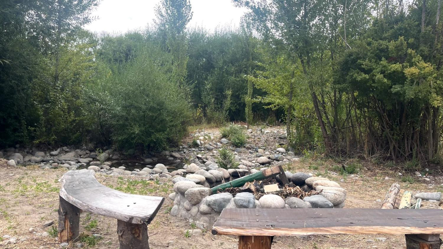 Others 5, Hostal del rio, Bariloche