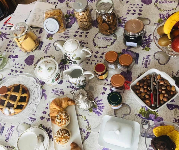 Food & Drinks 3, Attico Luce B&B, Ancona