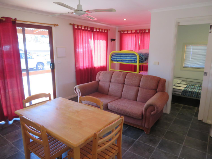 Others 4, Latrobe Mersey River Cabin and Caravan Park, Latrobe - Pt A