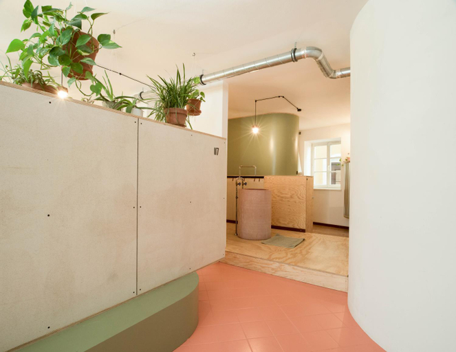 Bathroom 2, Montagu Hostel, Innsbruck