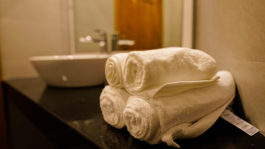 Bathroom 3, Soleil House - Hostel, Huế