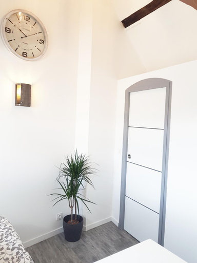 Bedroom 2, Logement entier Saint Malo vue mer, proche FERRY, commerces et plage Solidor 50 m, Ille-et-Vilaine
