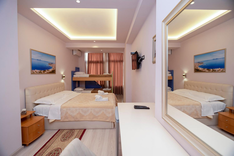 Bedroom 2, San Marino Hotel, Vlorës