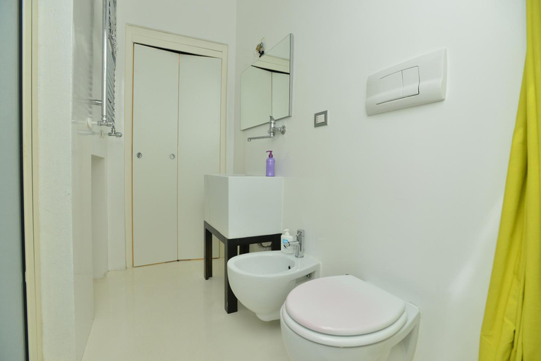 Bathroom 4, IzzHome Dsign, Cagliari