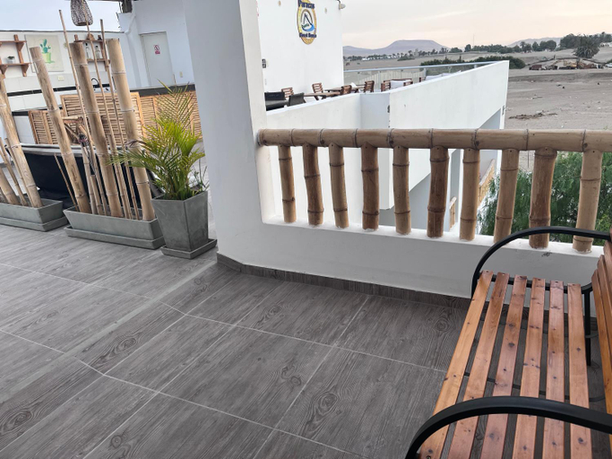 Balcony/terrace 4, Paracas Guest House, Pisco