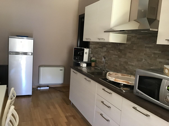 Others 4, Original b&b, Sassari