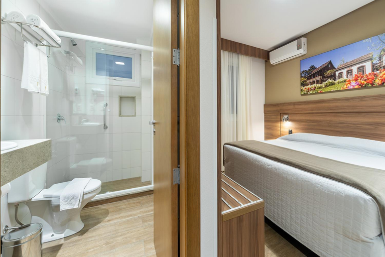 Bathroom 3, Hotel Fioreze Centro, Gramado