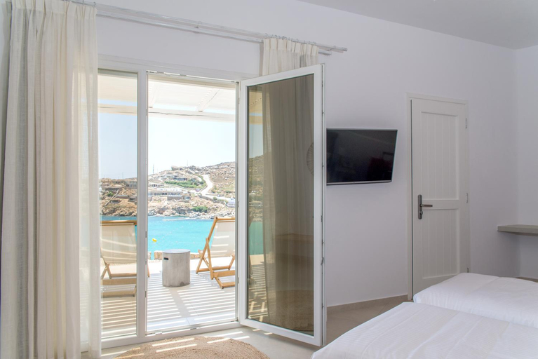 Bedroom 2, Super Paradise Suites, South Aegean