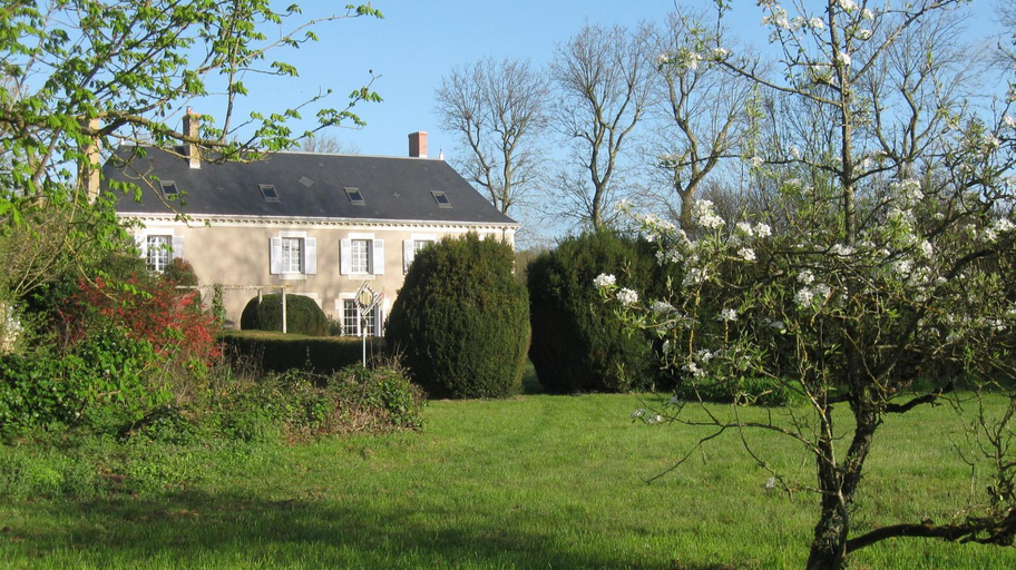 Others 2, Le Petit Bois, Indre-et-Loire