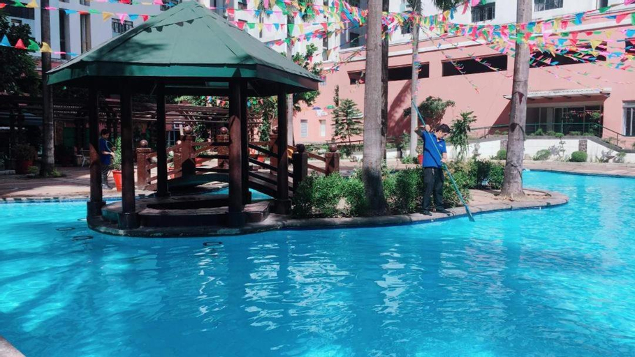 Sport & Beauty 2, Affordable 2 BR 2 BA w/ Skycable, Netflix, & Amazon Prime, Mandaluyong