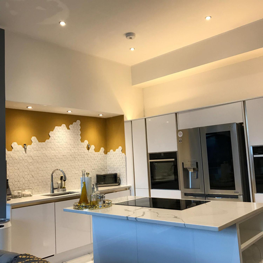 Others 2, 2 bed Chic Apartment in Glasgow City Centre, Glasgow