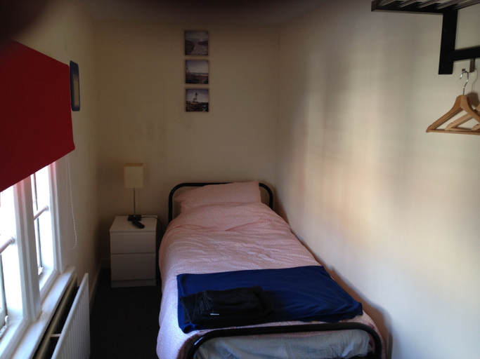 Bedroom 3, Acapulco Rooms, Portsmouth