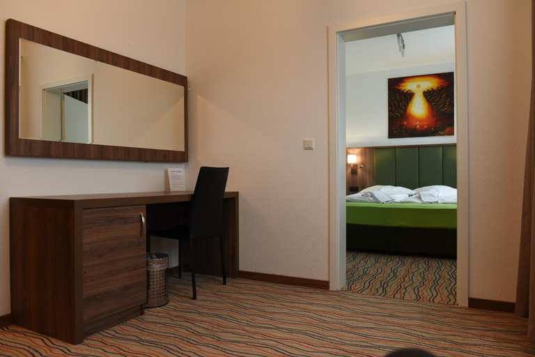 Bedroom, Hotel Olive Inn, Aschaffenburg