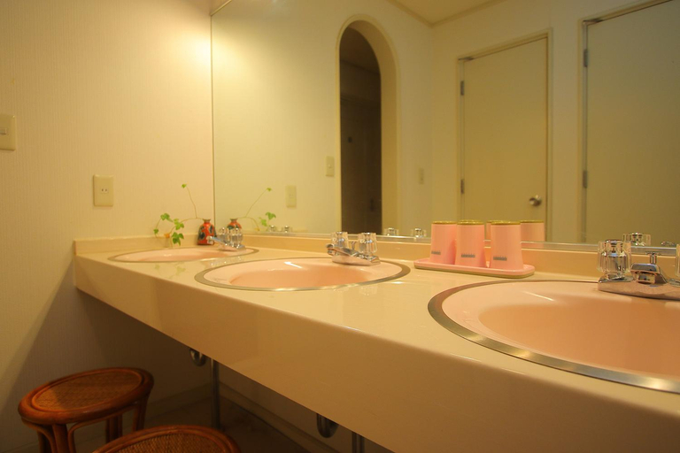 Bathroom 3, Mt Fuji B&B PENSION LE LAGON, Yamanakako
