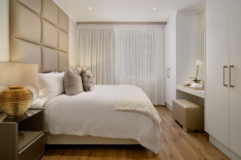 Others 4, Sandton Apartment 15 West Road South, City of Johannesburg