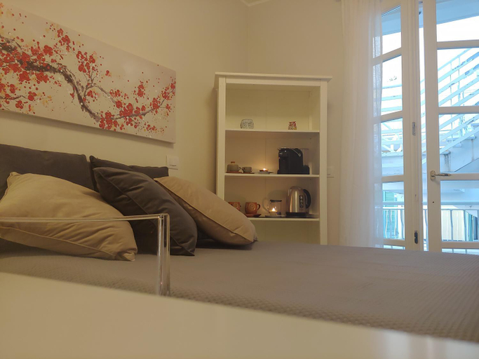 Others 5, TINY ROOM, Sassari
