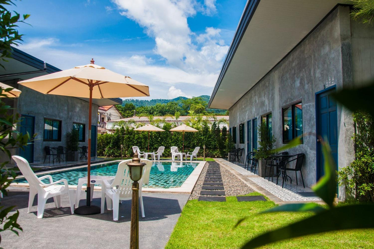 Swimming Pool 6