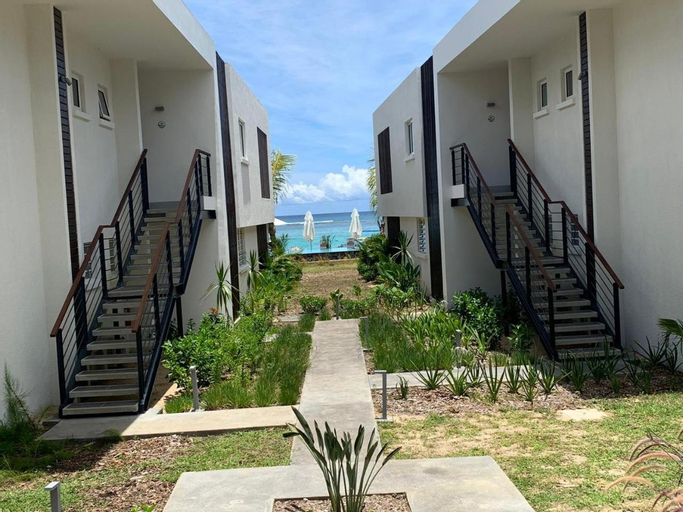 OBiches Luxury Beachfront Apartment Trou-aux-Biches