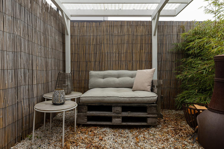 Others 2, De oude slaght- luxe suite met buitensauna, Zaanstad