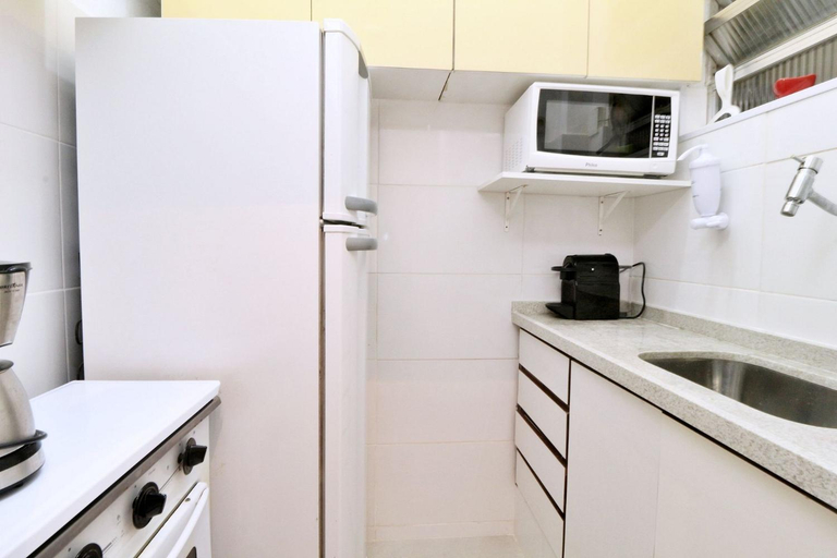 Others 5, Leblon House IV, Rio de Janeiro