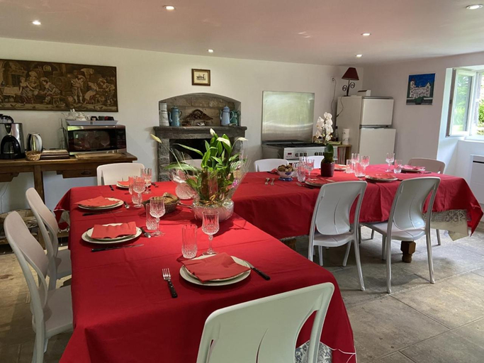 Food & Drinks, Gites Le Vieux Vinzelles, Puy-de-Dôme