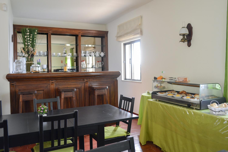 Food & Drinks 5, Sensations Guesthouse, Lagos