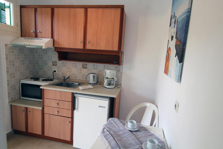 Kitchen 4, House Dimitri Agios Georgios Pagoi Corfu, Ionian Islands