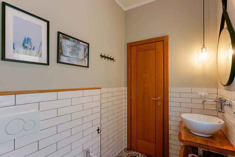 Bathroom 2, B&B Il Viaggio Bologna, Bologna
