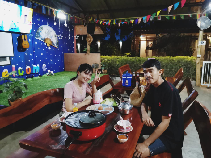 Food & Drinks 4, Star View Garden, Sai Yok