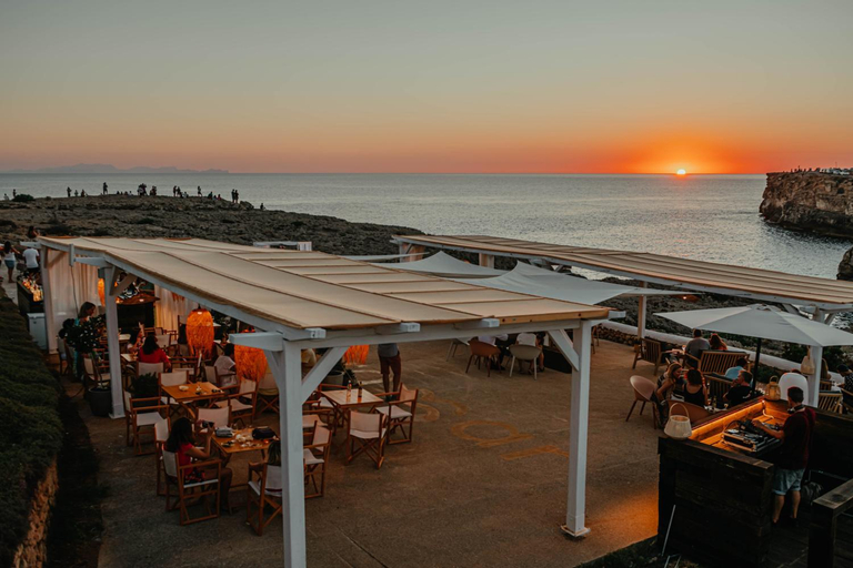 Food & Drinks 4, VORAMAR by 3VILLAS, Baleares