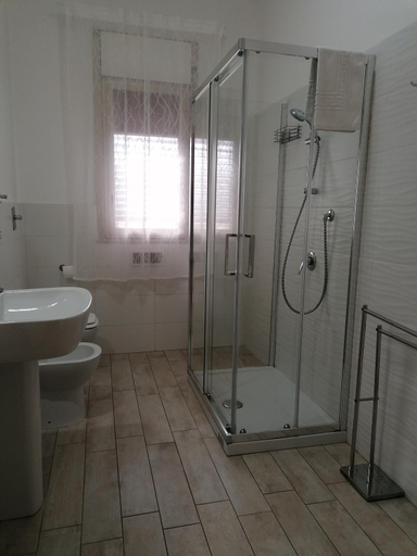 Bathroom 3, B&B AL PASSIO, Palermo