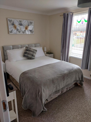 Others 4, LegenDerry B&B, Derry and Strabane