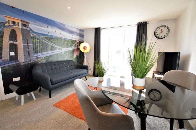 3, Brunel Loft Apartments - YA, Bristol