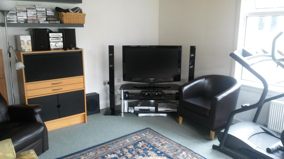 Others 5, Premier Room, Scottish Borders