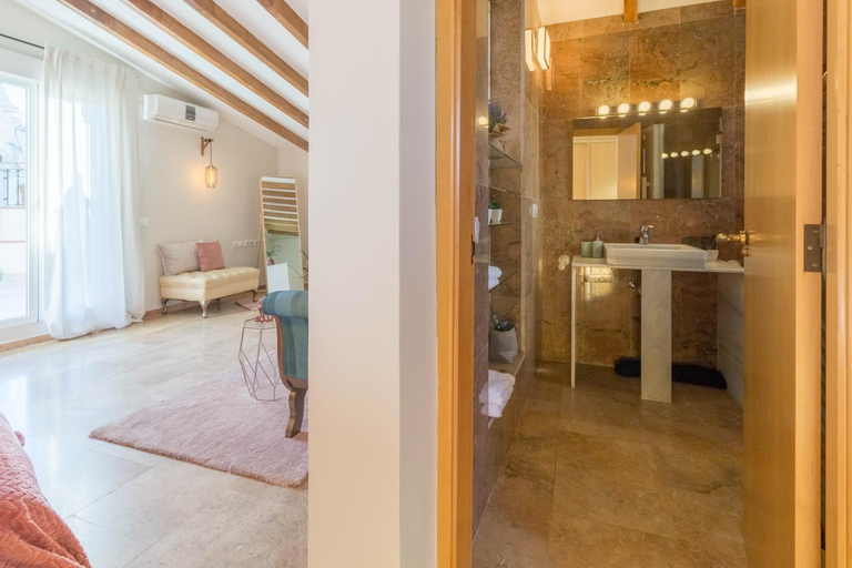 Bathroom 1, Lovely Apartment!, Valencia