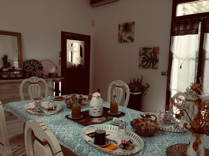Dining Room 1