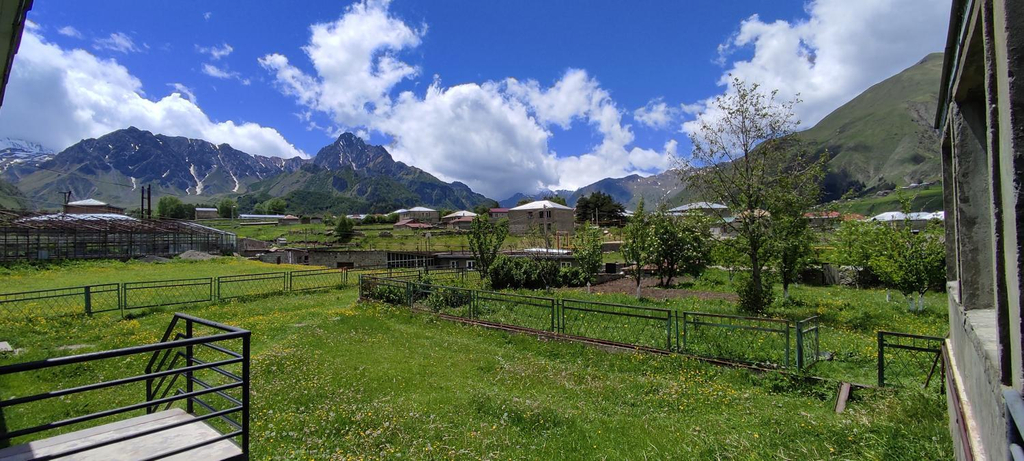 Others 4, Kamara Guest House, Kazbegi