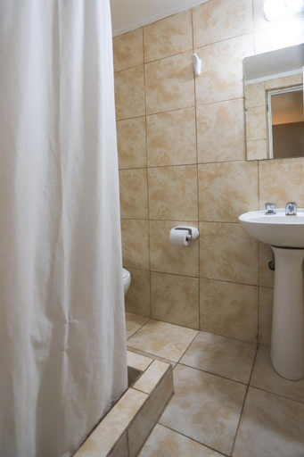 Bathroom 5, Trip Bariloche Select Hostel, Bariloche