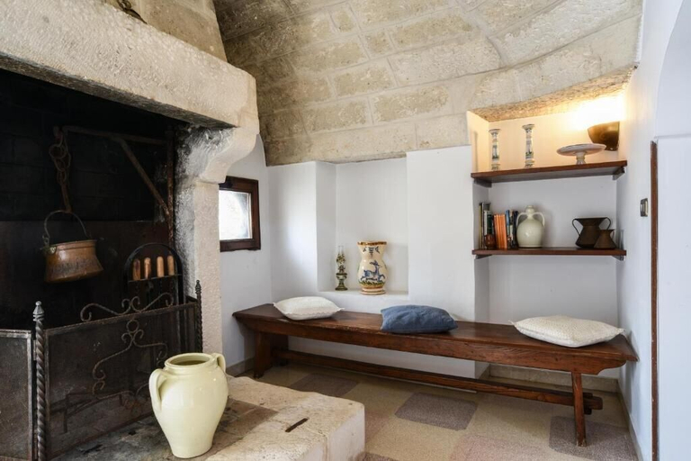 Bedroom 5, Palazzo Rodio, Brindisi